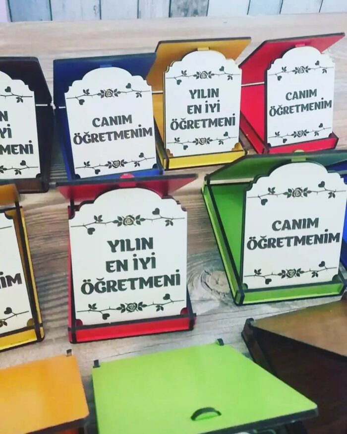 Ogretmenlergunuicinyilineniyiogretmeniplaketlerimizistenilenrenkhazirlanirogretmenlerogretmenlergunuogretmenlergunuhediyesi24kasimogretmenlergunu24kasimogretmenlergunukutluolsun24kasim 1